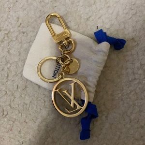 Key charm louis vuitton